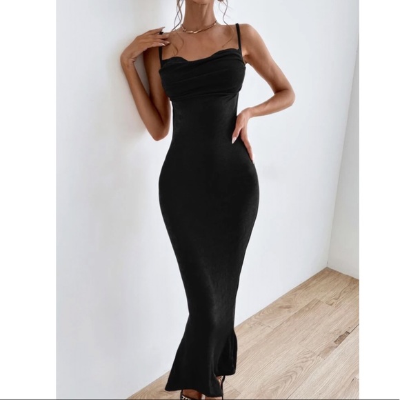 Black Sexy Black Bodycon Ruched Dress - Picture 7 of 8